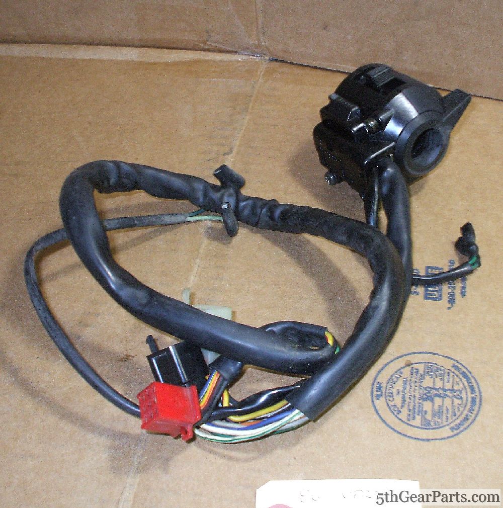 1986 Honda VFR700 Interceptor 86 BAR CONTROL L LEFT TURN SIGNAL SWITCH HI LOW BEAM