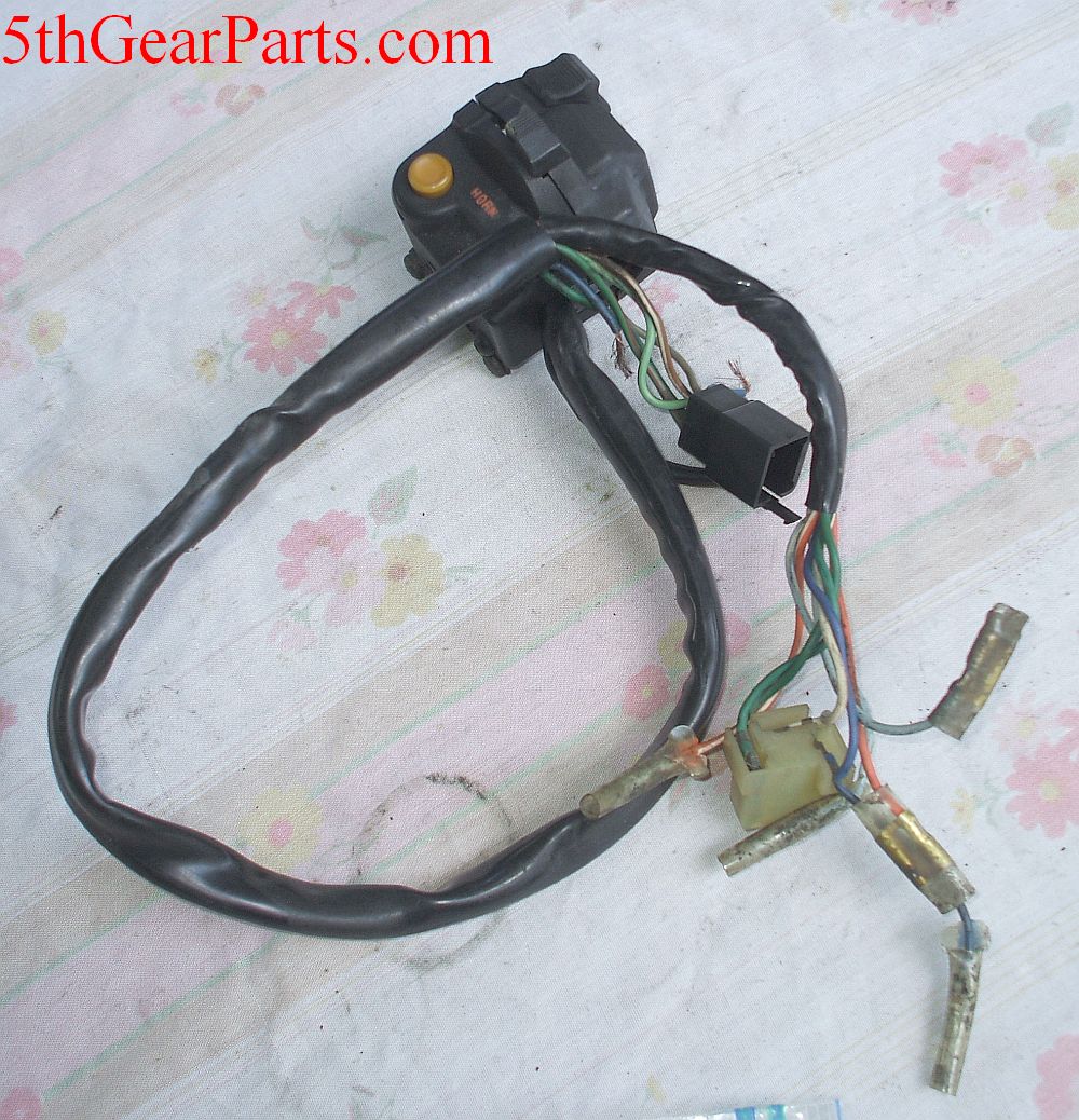 1981 Honda GOLDWING GL1100 BAR CONTROL LEFT SIDE HI LOW HORN TURN SIGNAL 80 81