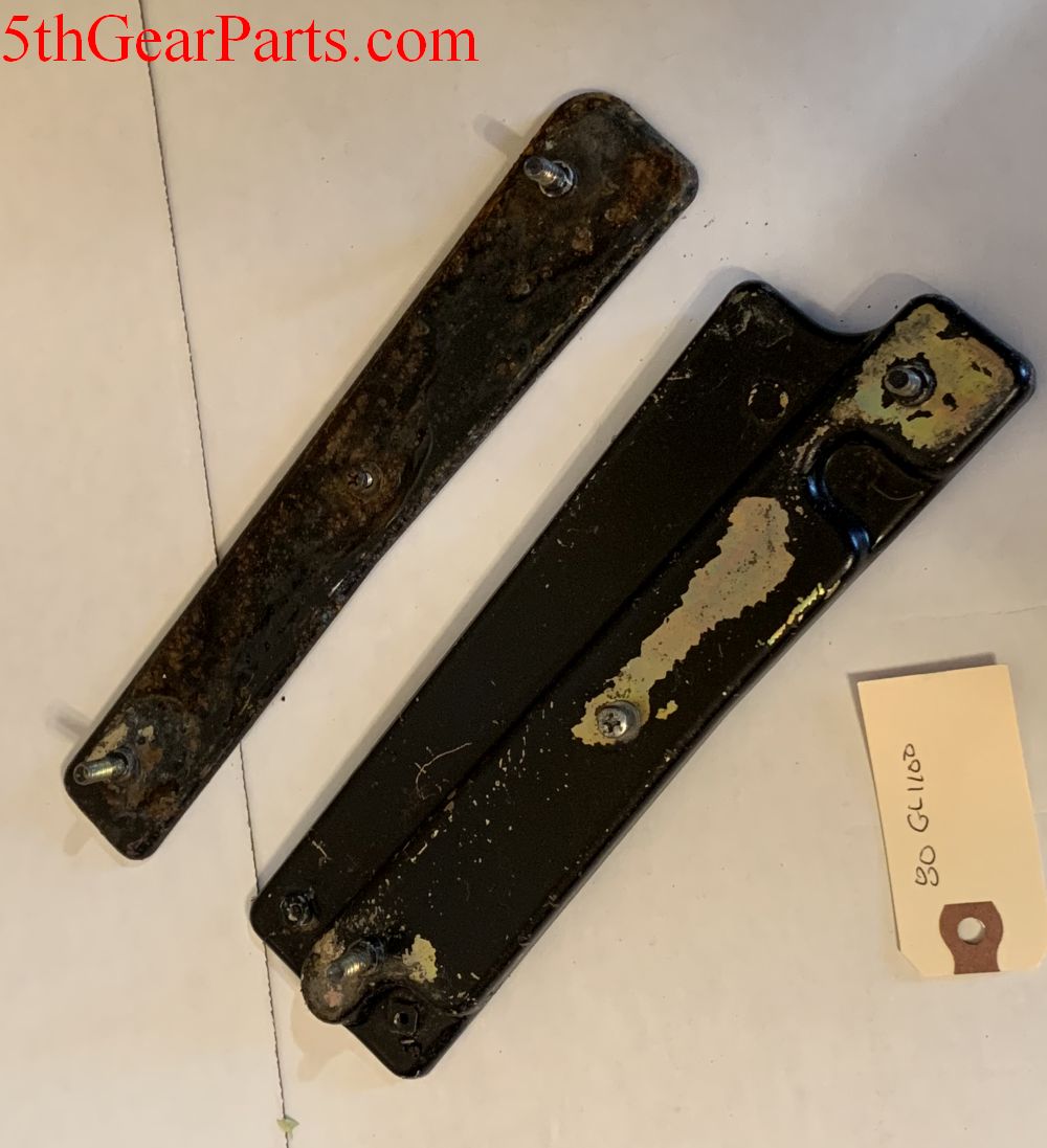1980 Honda GL1100 GOLDWING Fairing Mount Plate Cowl L R 80 81 82 83