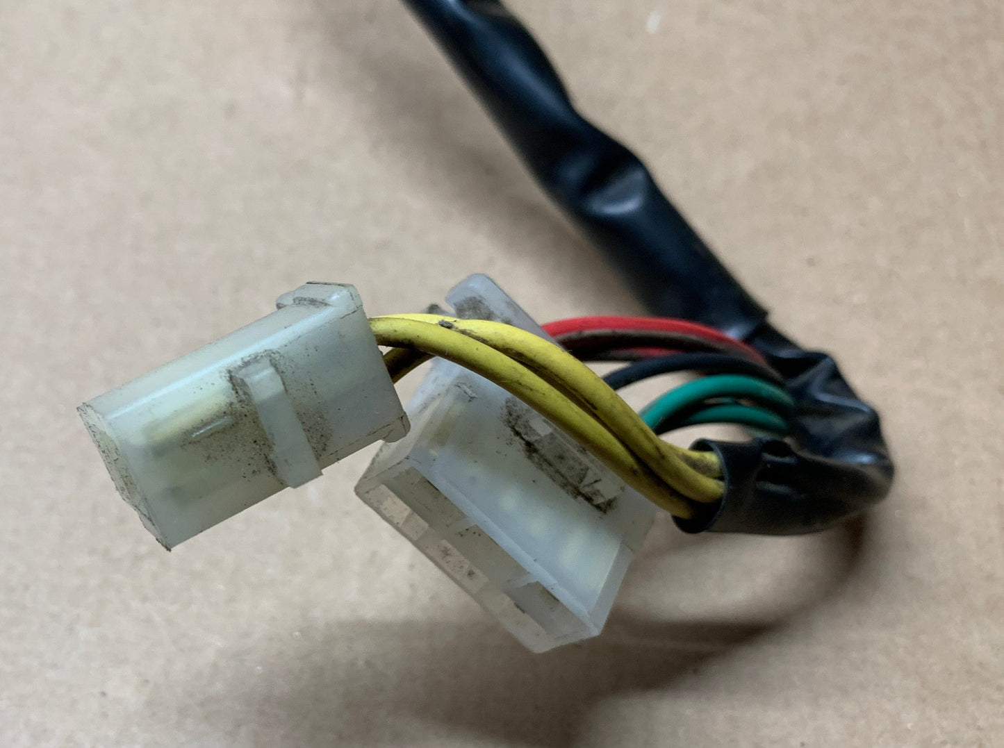 1983 Honda VF750 Magna Rectifier Regulator 82 83