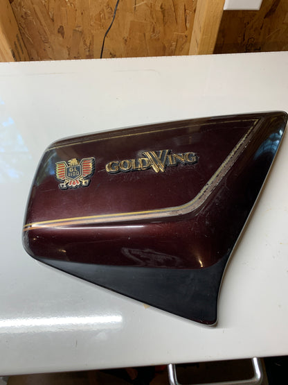 1981 Honda GL1100 Goldwing Side Cover Plate Right R 80 81 82