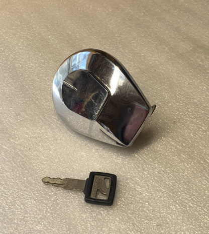 1984 Honda CB650 Nighthawk FUEL TANK FILLER CAP GAS TANK CAP W KEY 83 84 85 86 87 88  cb650sc