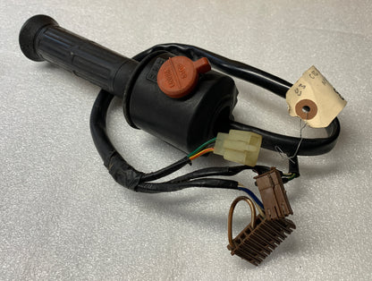 1983 Honda CB550 Nighthawk RIGHT SIDE BAR CONTROL START BUTTON KILL STOP SWITCH 83