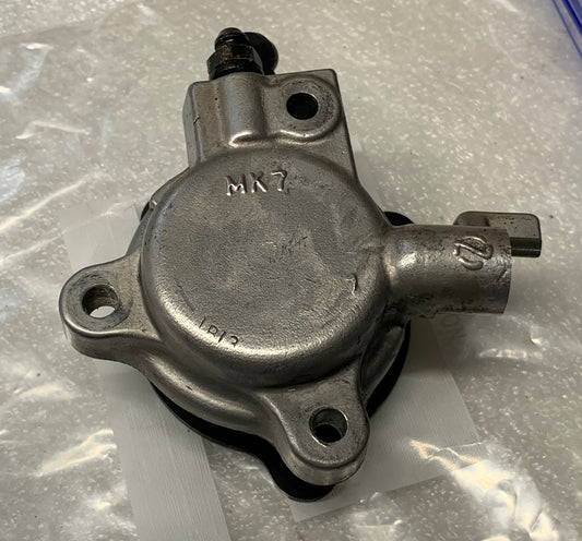 1986 Honda VT700 Shadow Clutch Slave Cylinder Pusher 86 87
