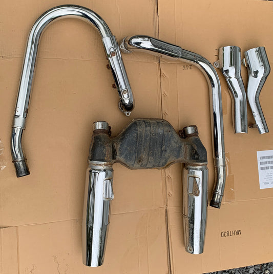1986 Honda VT700 Shadow 86 87 Exhaust Complete Stock Chrome Muffler