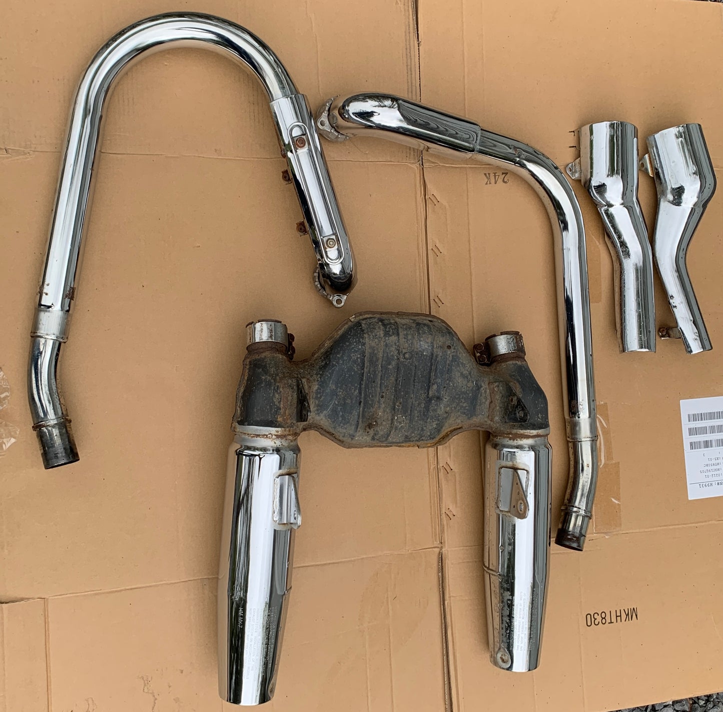 1986 Honda VT700 Shadow 86 87 Exhaust Complete Stock Chrome Muffler