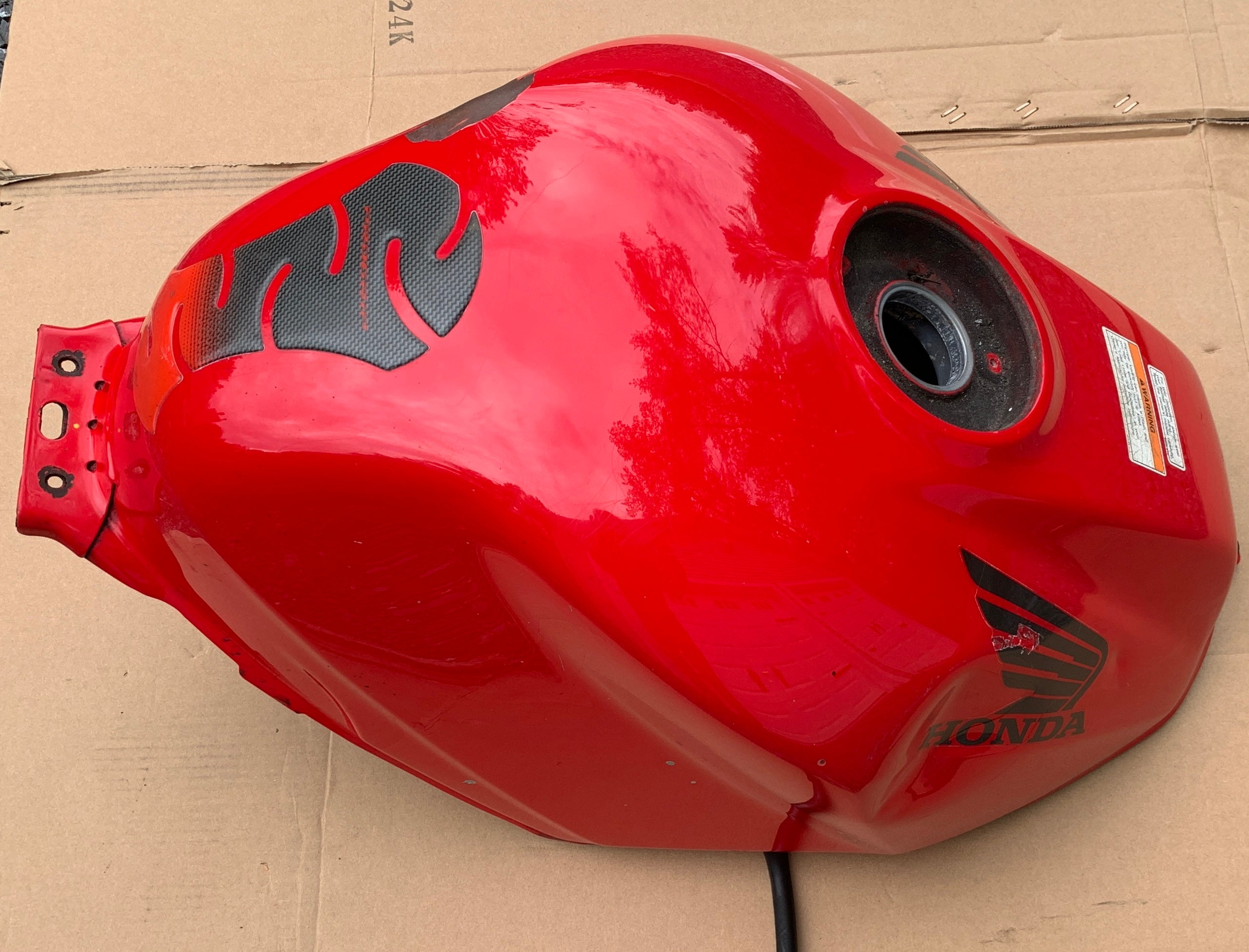 2004 Honda VFR800 Interceptor Fuel Gas Tank 02 03 04 VFR 800 – 5th
