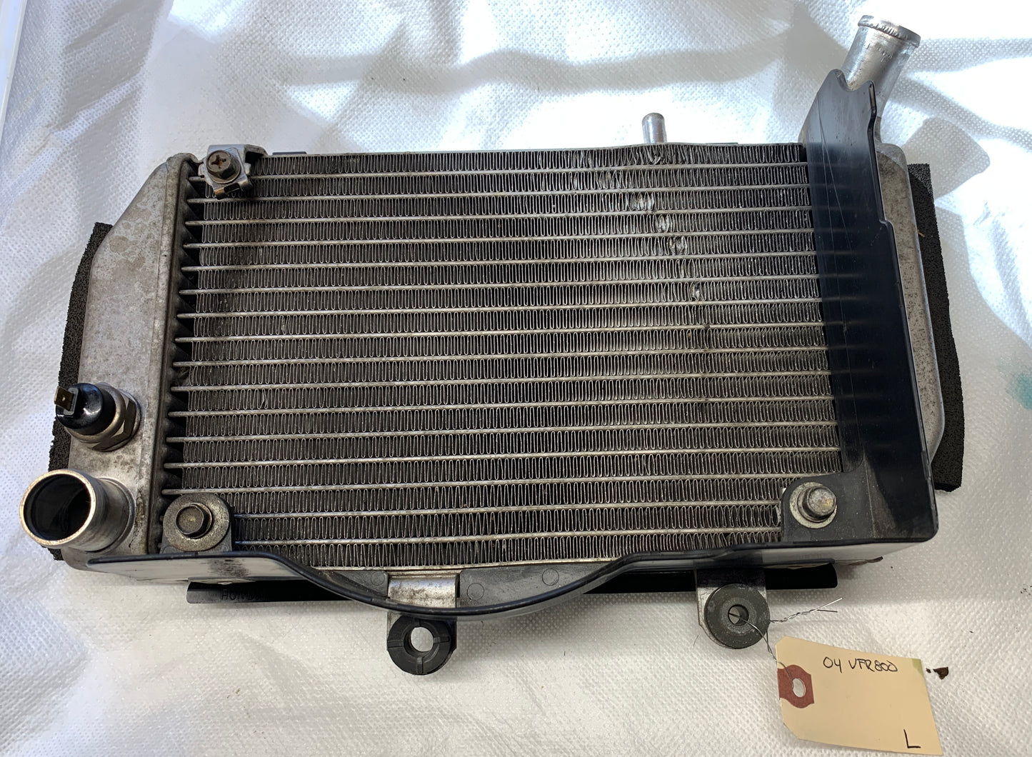 2004 Honda VFR800 Inerceptor Radiator L Side 02 03 04 05 06 07 08