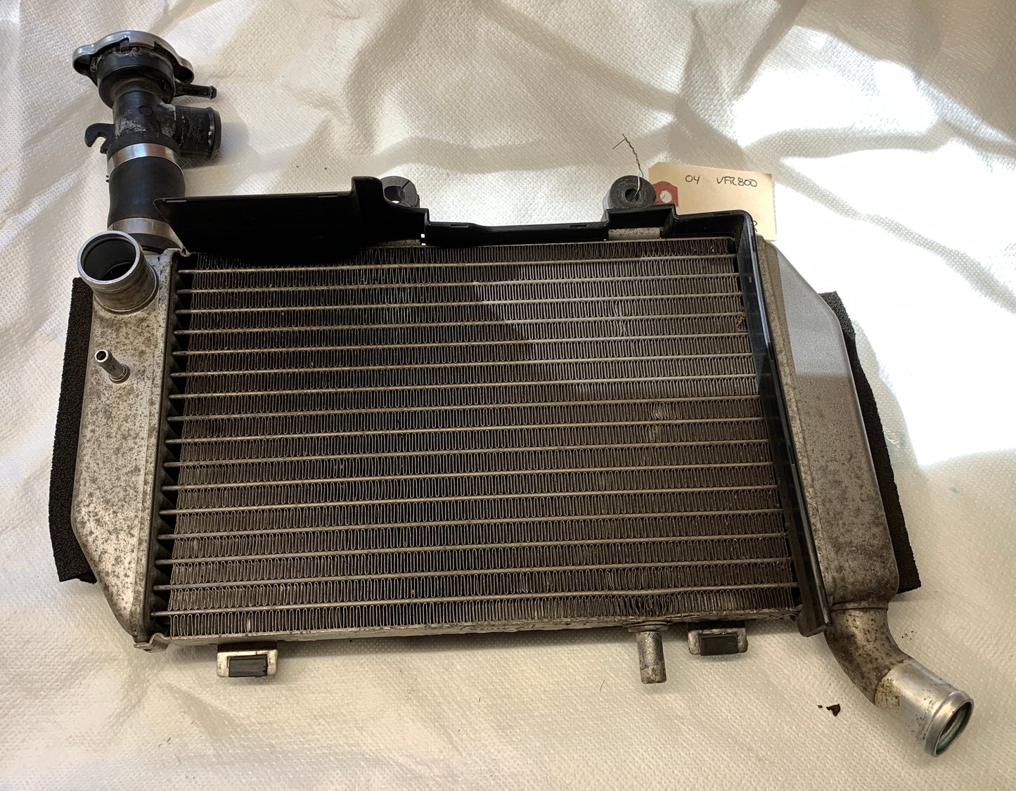 2004 Honda VFR800 Inerceptor Radiator R Right Side 02 03 04 05 06 07 08
