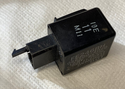 2004 Honda VFR800 Inerceptor Turn Signal Flasher 02 03 04 05 06