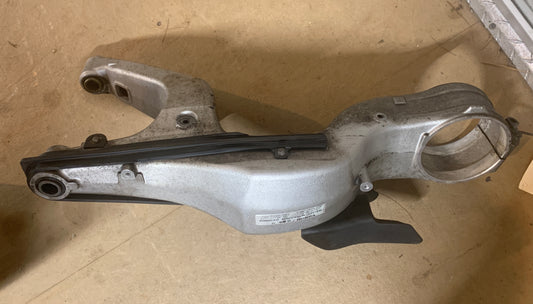 2004 Honda VFR800 Swing Arm Swingarm 03 VFR 800  02 03 04 05 06 07 08
