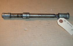 1980 Honda CB750K FRONT AXLE