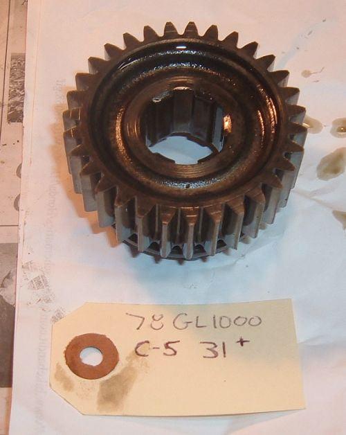 1978 Honda GL1000 Goldwing TRANSMISSION  5th COUNTERSHAFT counter shaft GEAR 31 tooth