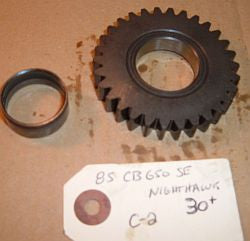 1985 Honda CB650 NIGHTHAWK TRANSMISSION COUNTER SHAFT GEAR - C-2 30 tooth