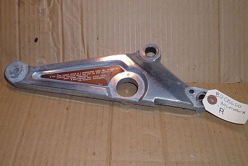 1982 Honda CB650 Nighthawk MOUNT RIGHT SIDE FOOT PEG HOLDER SIDE STEP 81 82