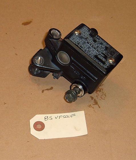 1985 Honda VF500 Interceptor FRONT BRAKE MASTER CYLINDER
