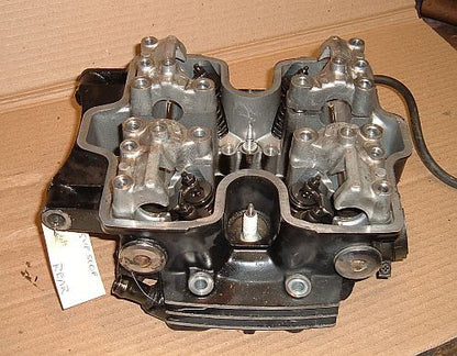 1985 Honda VF500 Interceptor REAR CYLINDER HEAD W VALVES
