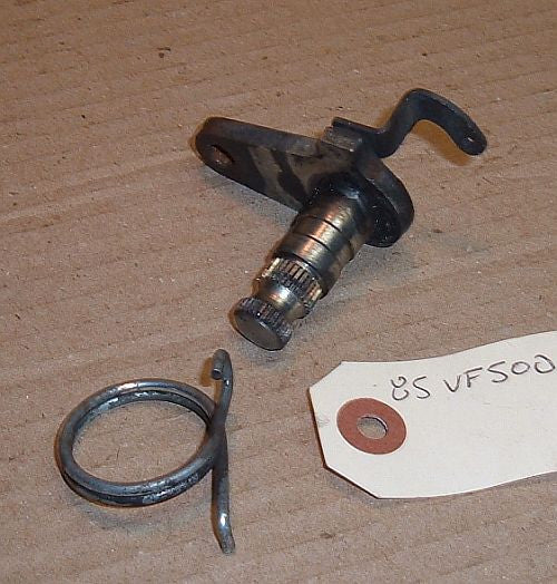 1985 Honda VF500 Interceptor SPINDLE REAR BRAKE SPLINE 84 85 86