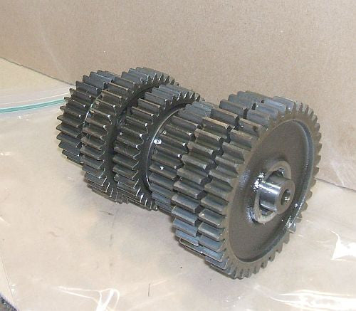 1983 Honda GL1100 GOLDWING COUNTER SHAFT COUNTERSHAFT GEAR CLUSTER