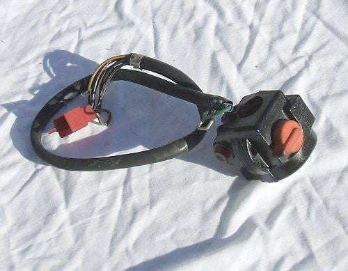 1983 Honda GL1100 GOLDWING  BAR CONTROL SWITCH RIGHT R KILL STARTER BUTTON