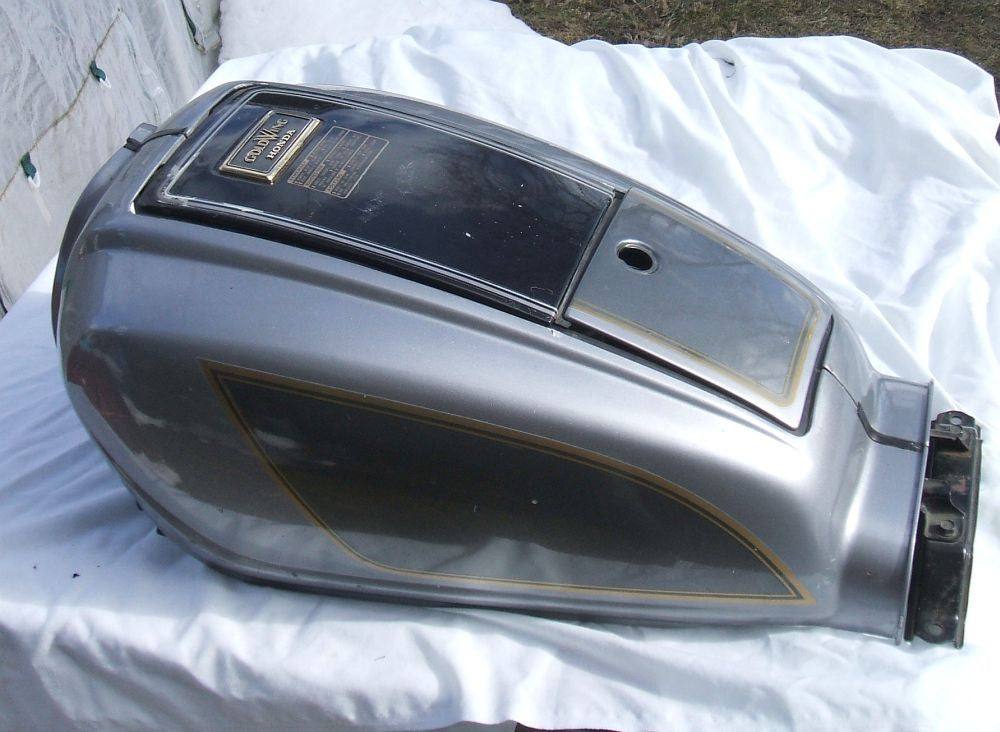 1983 Honda GL1100 GOLDWING FUEL TANK COVER ASSEMBLY