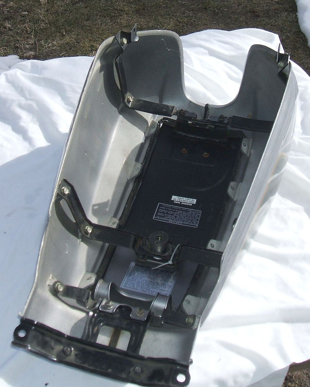 1983 Honda GL1100 GOLDWING FUEL TANK COVER ASSEMBLY