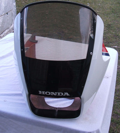 1984 Honda VF700 Interceptor Upper fairing W Wind screen