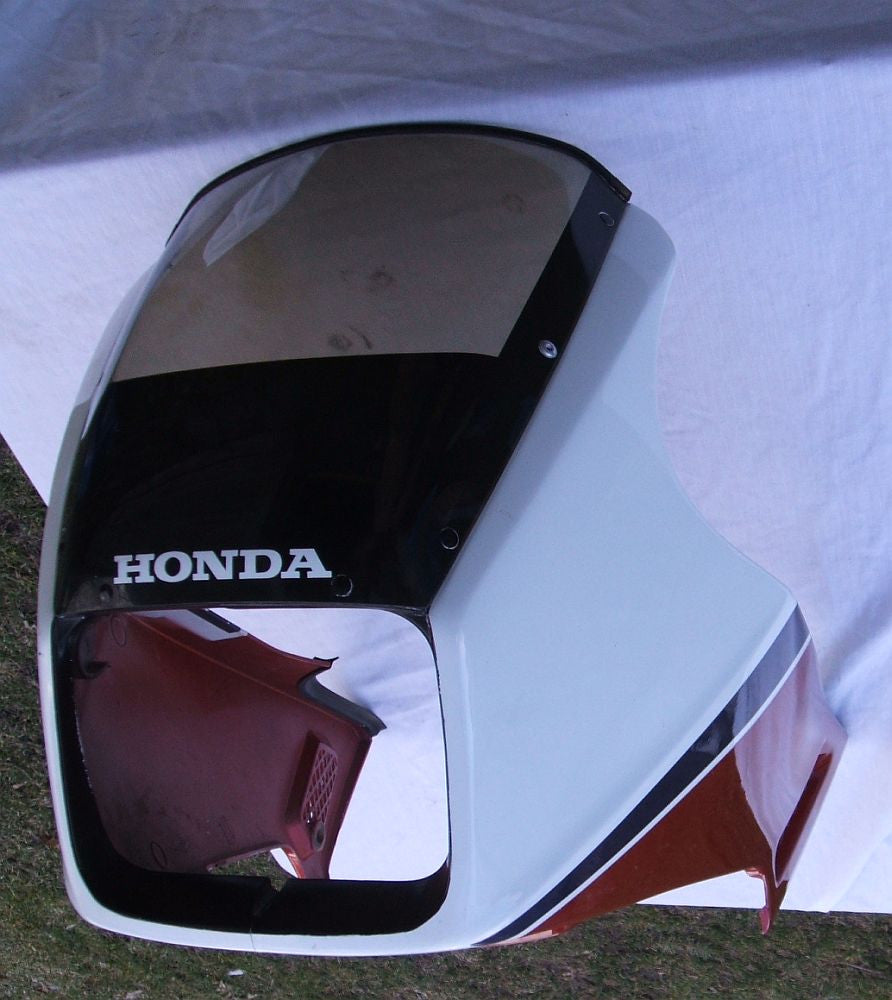 1984 Honda VF700 Interceptor Upper fairing W Wind screen
