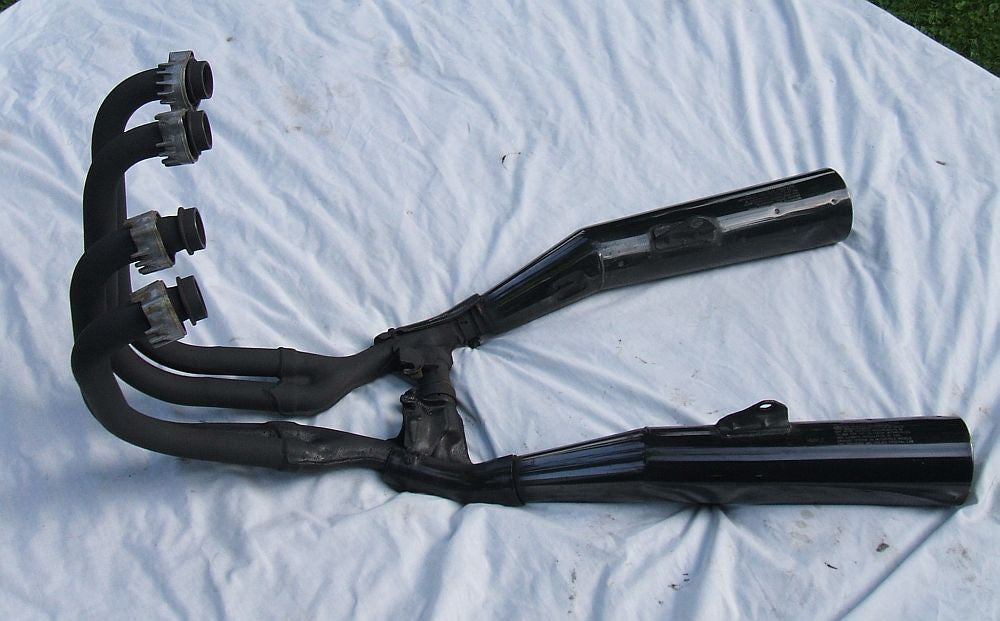 1985 Honda CB700 Nighthawk Exhaust Pipes Muffler