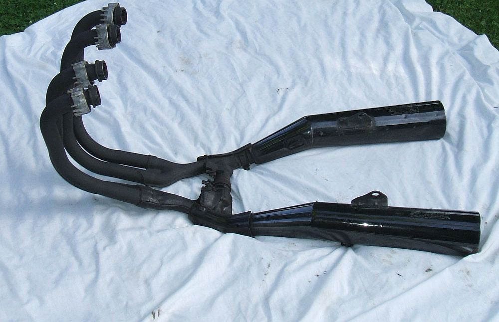 1985 Honda CB700 Nighthawk Exhaust Pipes Muffler