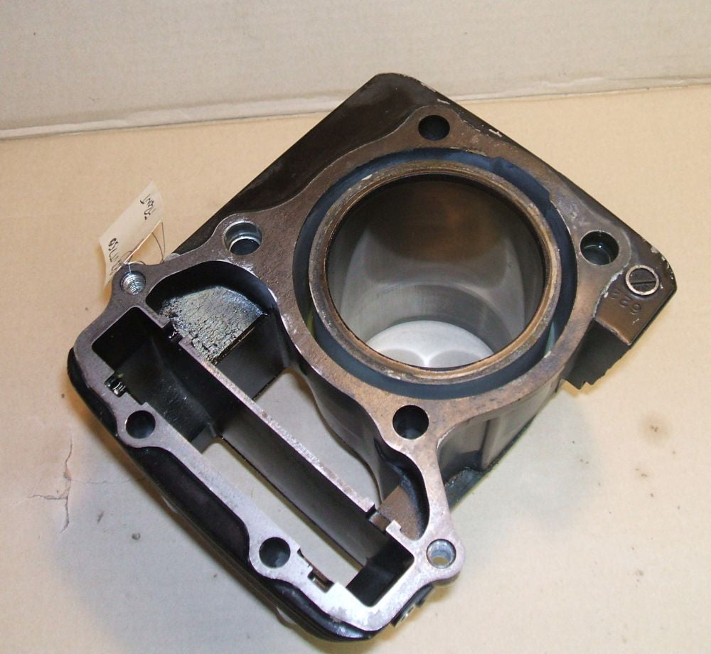 1983 Honda VT750 Shadow Cylinder A front