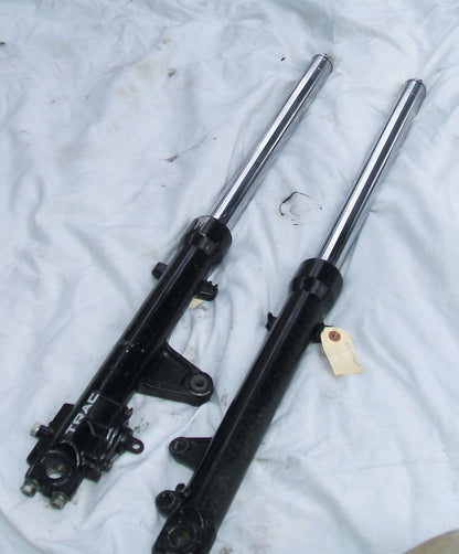 1985 Honda VF500 Interceptor FRONT FORK FORKS SHOCK