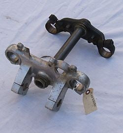 1983 Honda CB550 Nighthawk TRIPLE TREE CLAMP W UPPER BRIDGE STEERING STEM