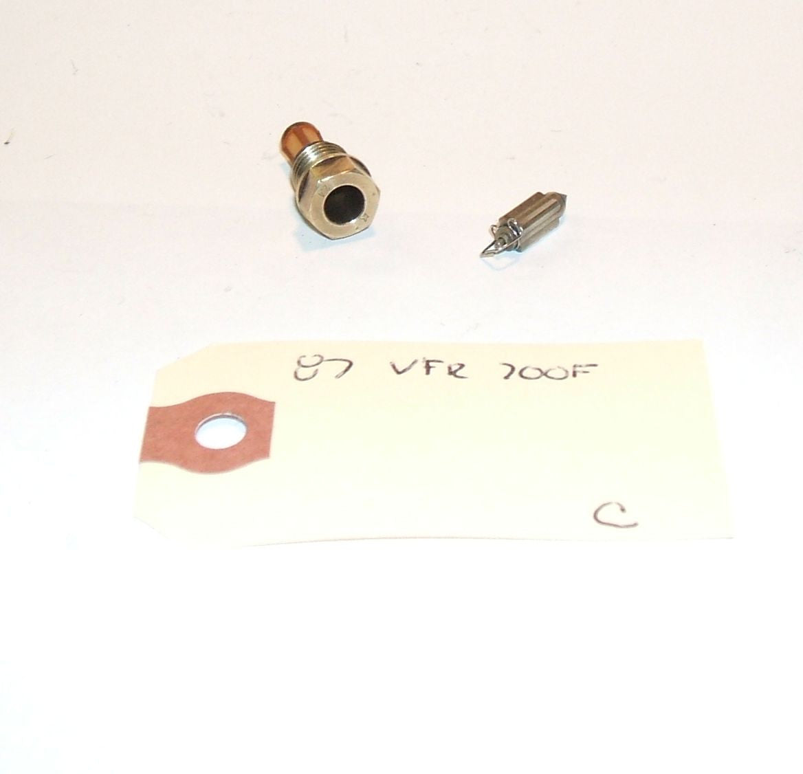 1987 Honda VFR700 Interceptor CARBURETOR FLOAT VALVE SET NEEDLE AND SEAT
