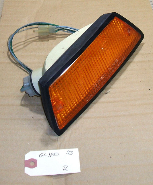 1983 Honda GL1100 GOLDWING  FRONT TURN SIGNAL RIGHT SIDE