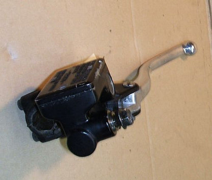 1983 Honda VF750 Interceptor CLUTCH MASTER CYLINDER W LEVER