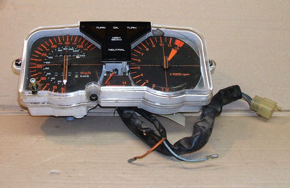 1984 Honda VF500 Interceptor METER ASSEMBLY GAUGE CLUSTER SPEEDOMETER TACHOMETER 85 84