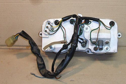 1984 Honda VF500 Interceptor METER ASSEMBLY GAUGE CLUSTER SPEEDOMETER TACHOMETER 85 84