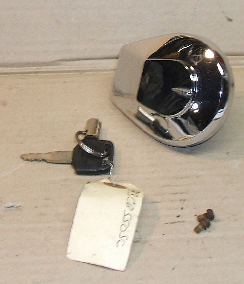 1983 Honda CB550 Nighthawk FUEL TANK FILLER CAP GAS TANK CAP W KEY