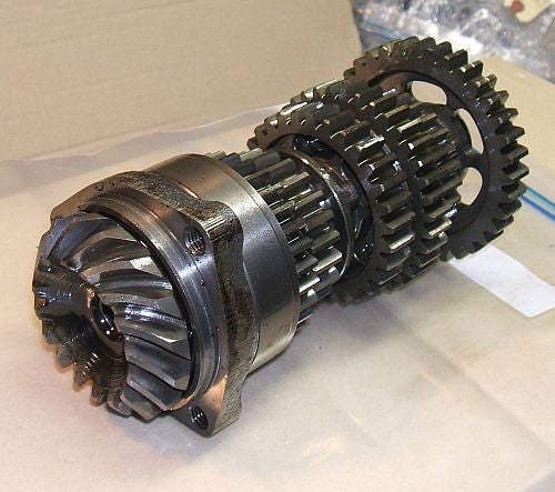 1985 Honda CB650  COUNTERSHAFT COUNTER SHAFT GEAR CLUSTER
