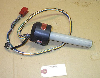 1984 Honda VF500 Interceptor Bar Control Right Throttle Housing Starter Switch