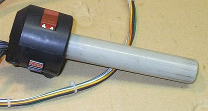 1984 Honda VF500 Interceptor Bar Control Right Throttle Housing Starter Switch