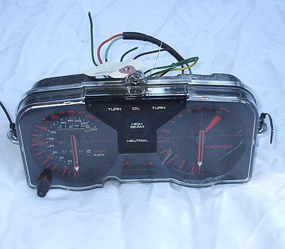 1985 Honda VF500 Interceptor GAUGE CLUSTER SPEEDOMETER TACHOMETER 85