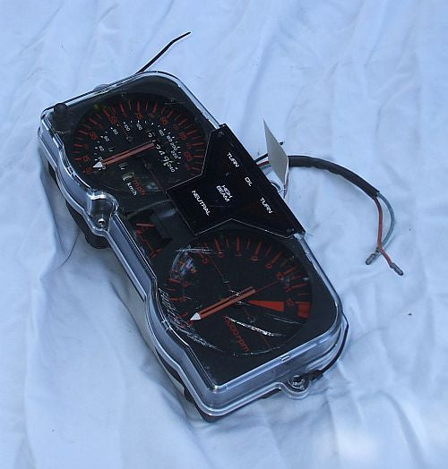 1985 Honda VF500 Interceptor GAUGE CLUSTER SPEEDOMETER TACHOMETER 85