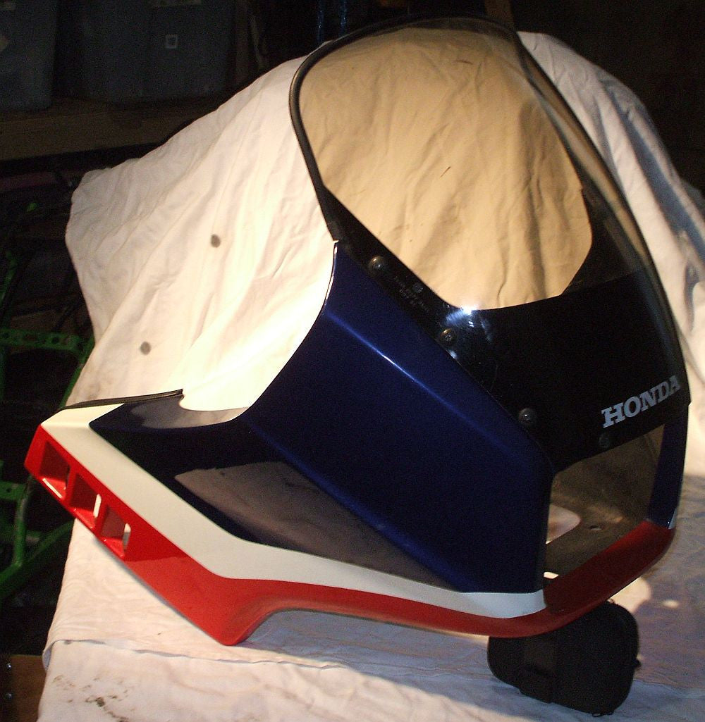 1986 Honda VF500 Interceptor Cowl Upper Fairing w Windscreen
