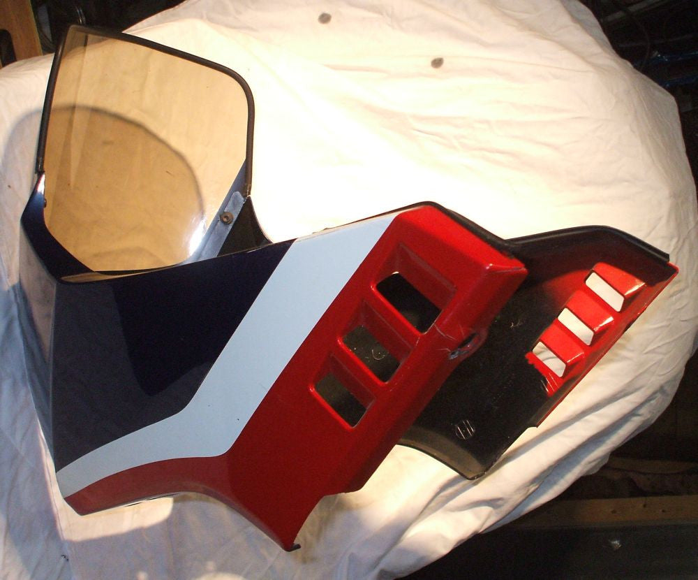 1986 Honda VF500 Interceptor Cowl Upper Fairing w Windscreen