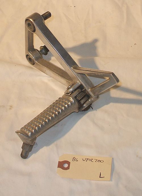 1986 Honda VFR700 Interceptor FOOT PEG LEFT MAIN STEP L 86 VFR