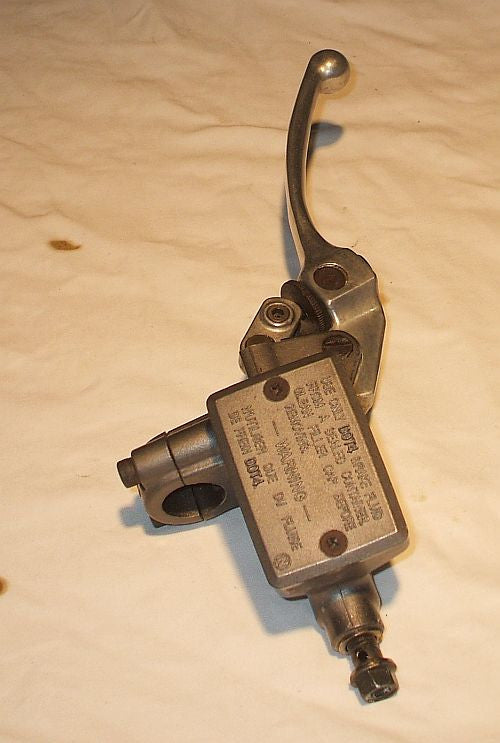 1986 Honda VFR700 Interceptor CLUTCH MASTER CYLINDER