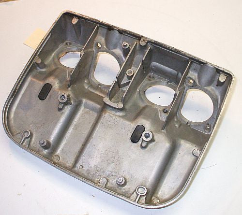 1985 Honda VF500 Interceptor AIB BOX CARBURETOR MOUNTING BASE PLATE
