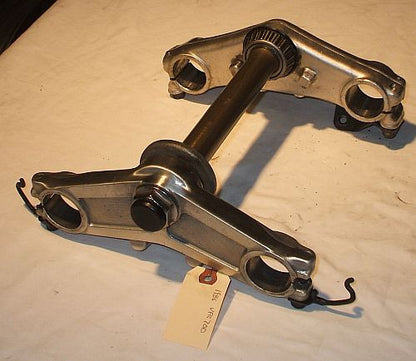 1986 Honda VFR700 Interceptor TRIPLE TREE CLAMP